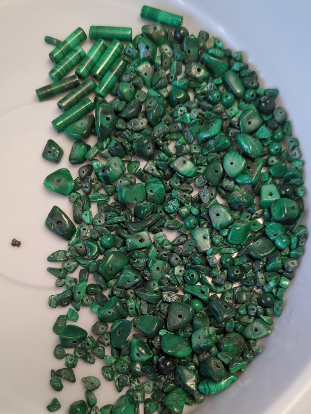 🩷5/20🩷Q73 Loose Green Malachite Chips and Tubes Bead Mix